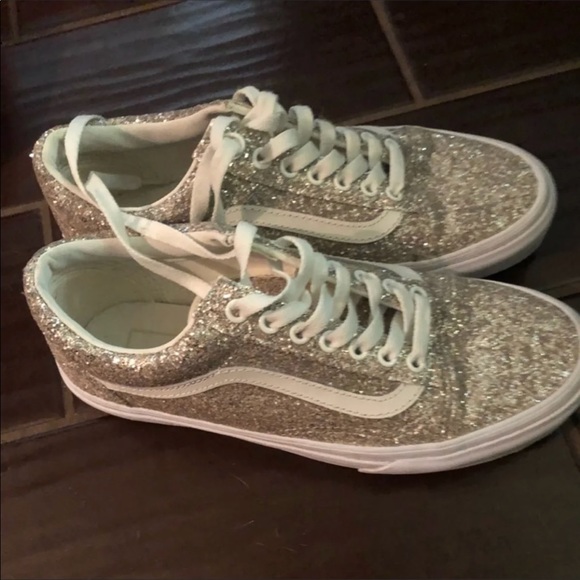 cute vans womens